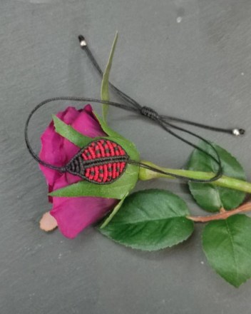 10  δ  μακραμε πασχαλιτσα (1)